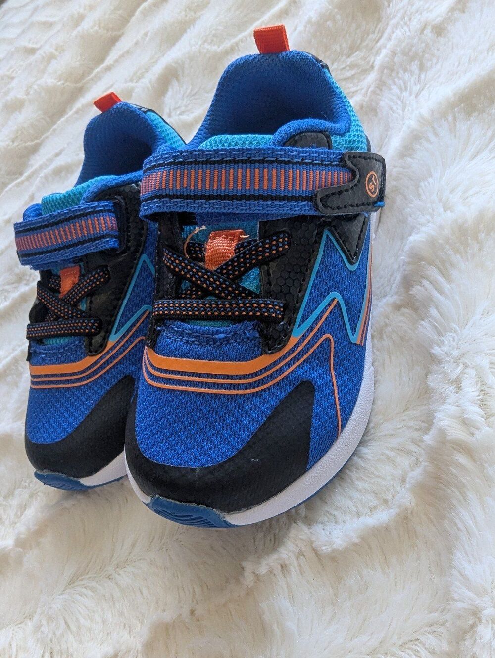 NWOT Stride Rite Cosmic 2.0 Light Up Sneakers size 7M